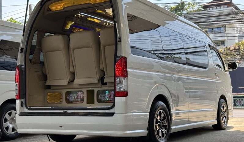 TOYOTA COMMUTER 3.0 MT ปี 2018 วีไอพี+option full