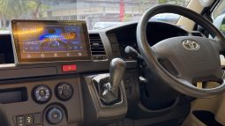 TOYOTA COMMUTER 3.0 MT ปี 2018 วีไอพี+option full