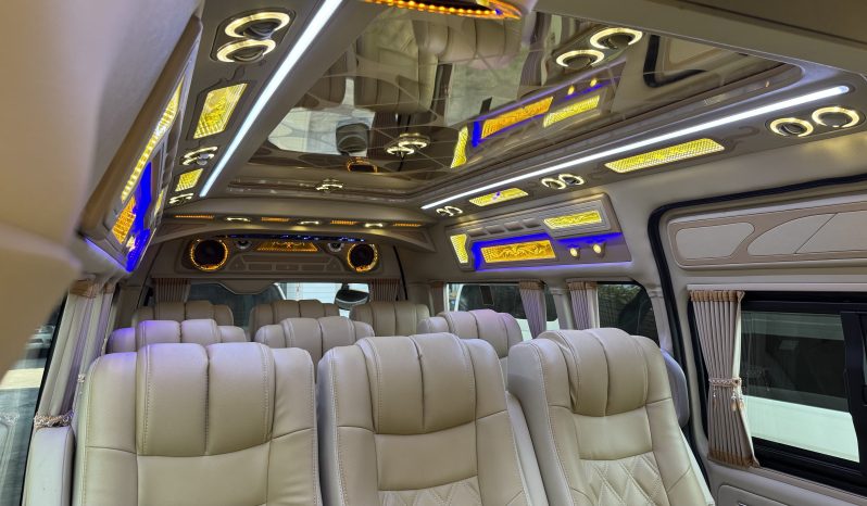 TOYOTA COMMUTER 3.0 MT ปี 2018 วีไอพี+option full